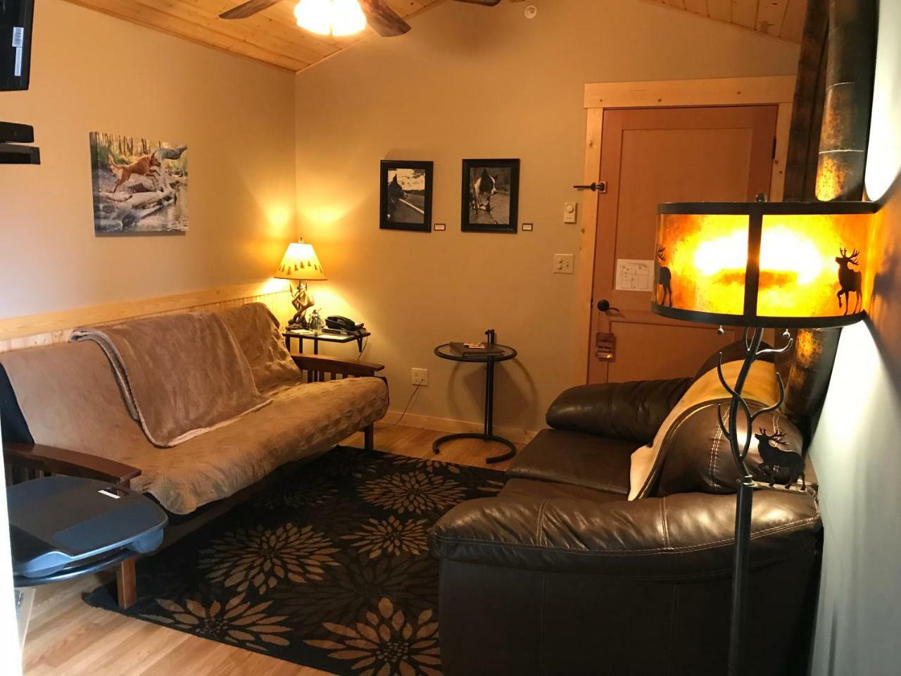 Twisp River Suites Room photo
